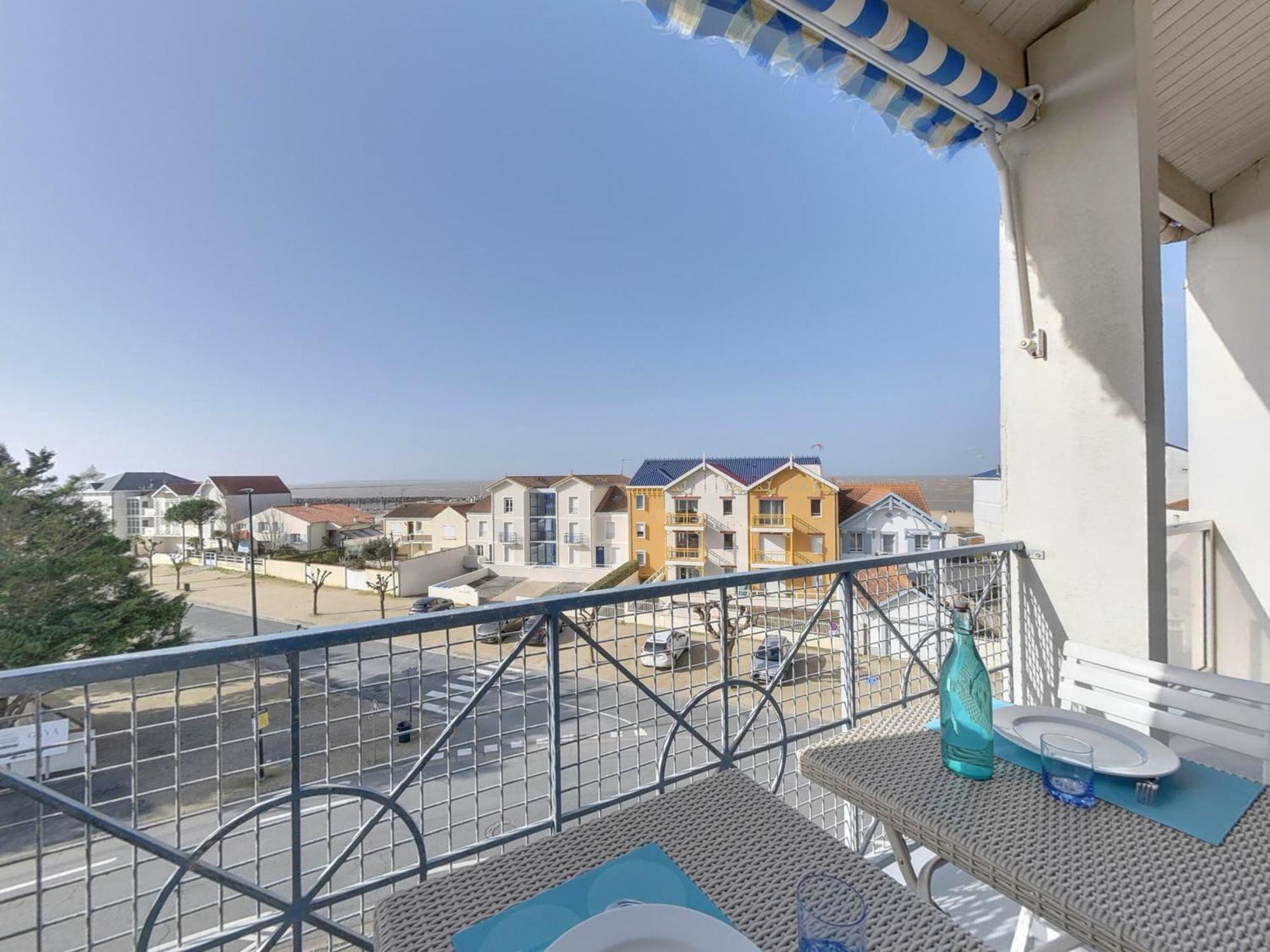 Duplex 3 Pieces A Deux Pas De La Plage Avec Parking - 4 Pers - Fr-1-706-16 Chatelaillon-Plage Exterior photo